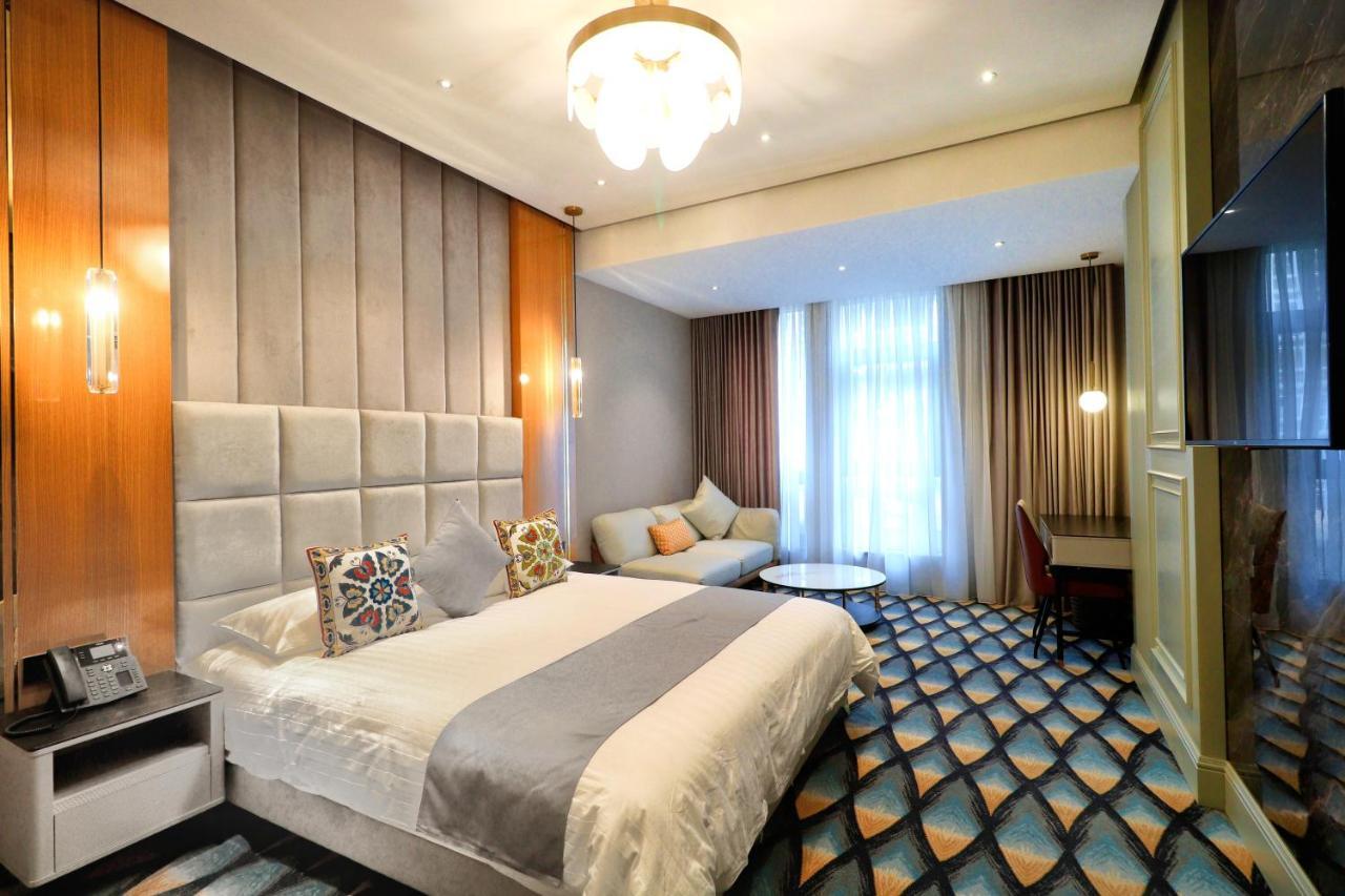 The Rumi Hotel & Residences Dusanbe Kültér fotó